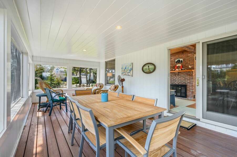 Screened porch located off of living and dining areas - 18 Beach Road West Harwich - Cape Cod - Beach Plum Cottage - NEVR