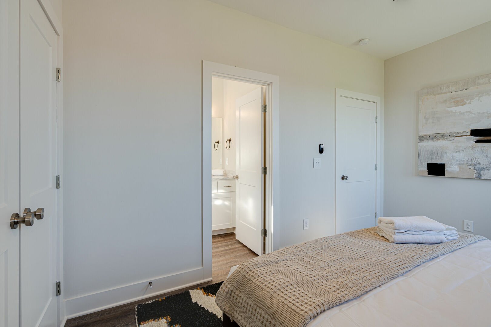 2nd bedroom with 1 King bed and en-suite bathroom. (3rd floor) -Unit 1-
