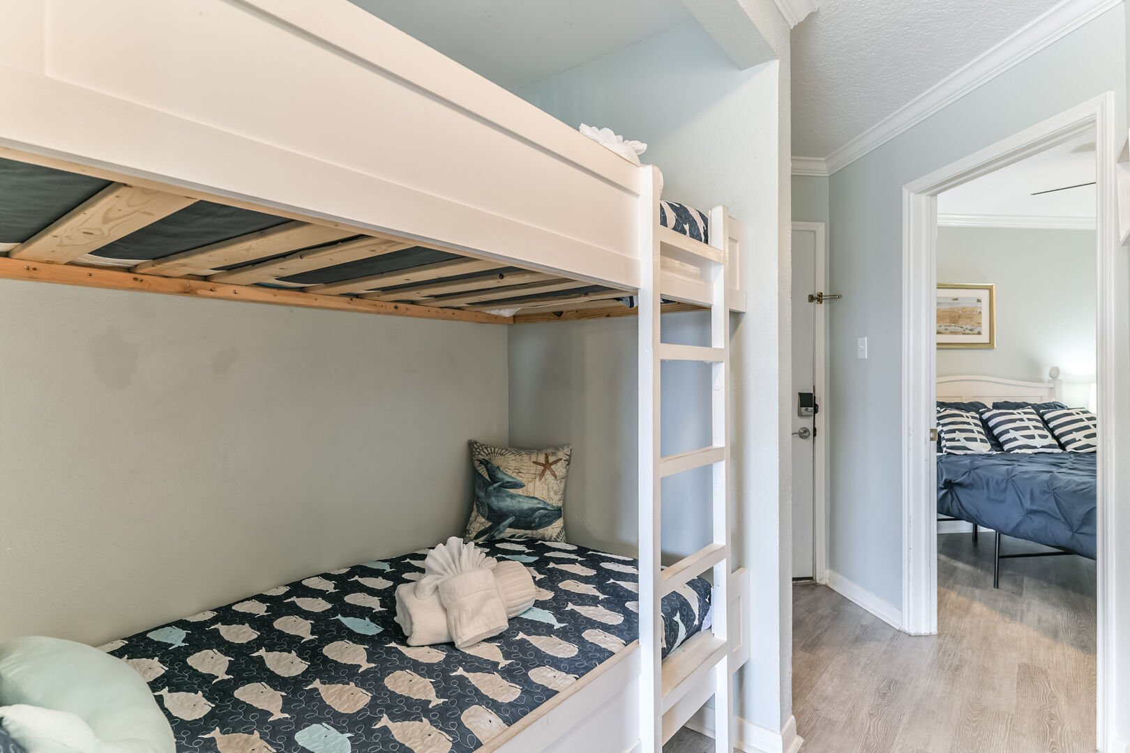 Built-in ladder for easy top bunk use