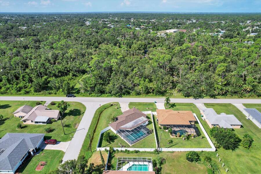 Private pool home in quiet Port Charlotte neighborhood