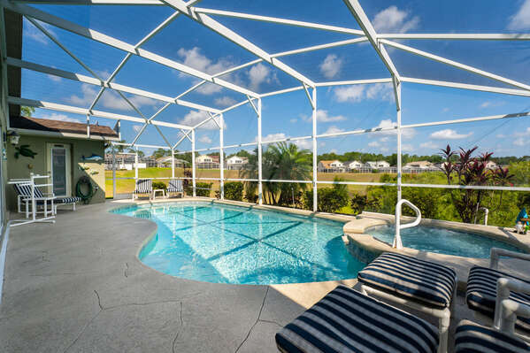 Pool deck showing amazing view and pool bath location.