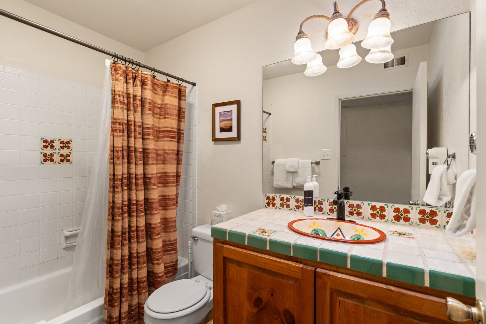 Bathroom 1 with Bathtub/Shower Combo