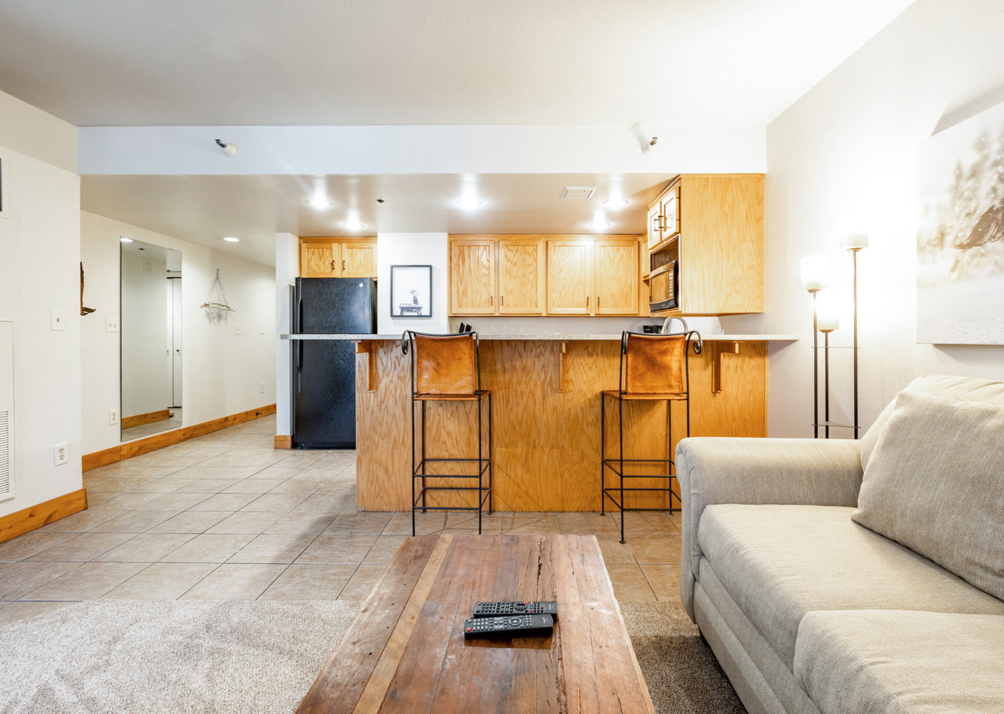 Kitchen / Living Area