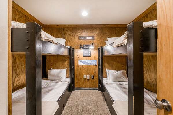 Bedroom 3 (Bunk Room) - 4 Twin Beds