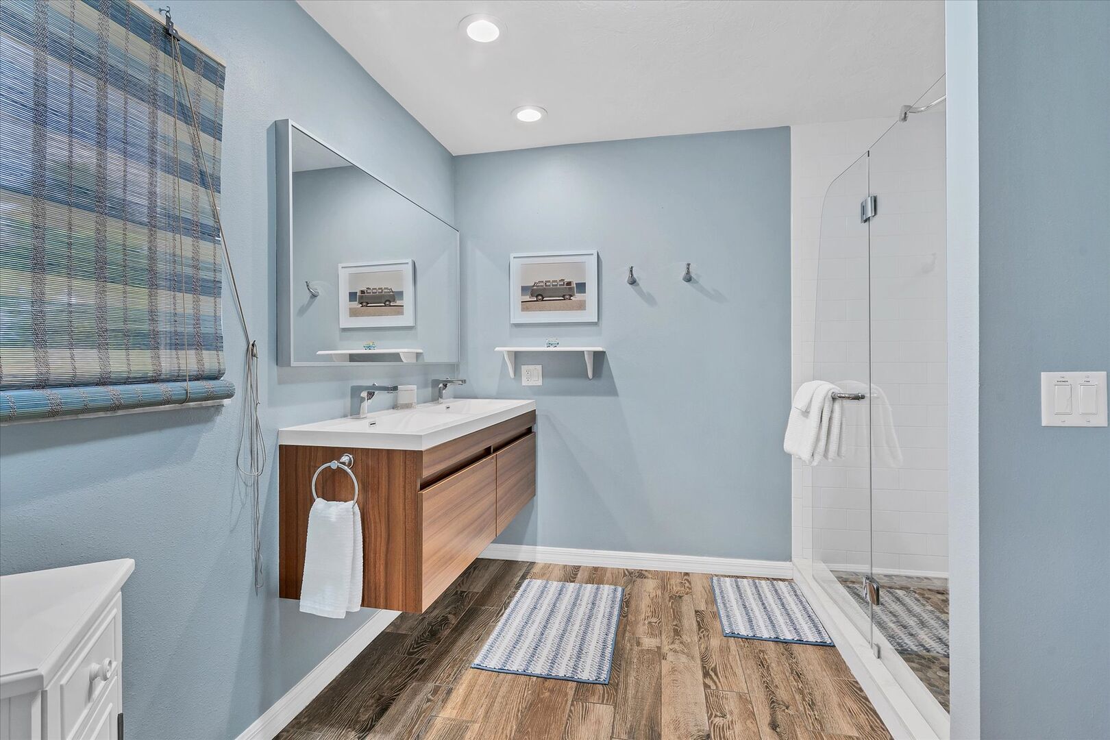 Master Bathroom suite with walkin shower
