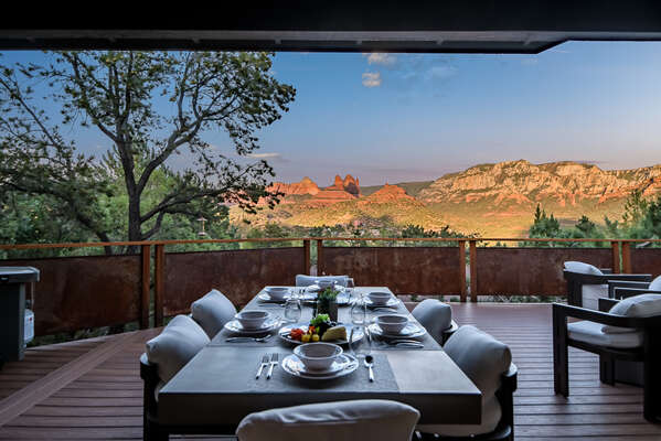 Enjoy the Numerous Stunning Red Rock Views from the Back Deck!