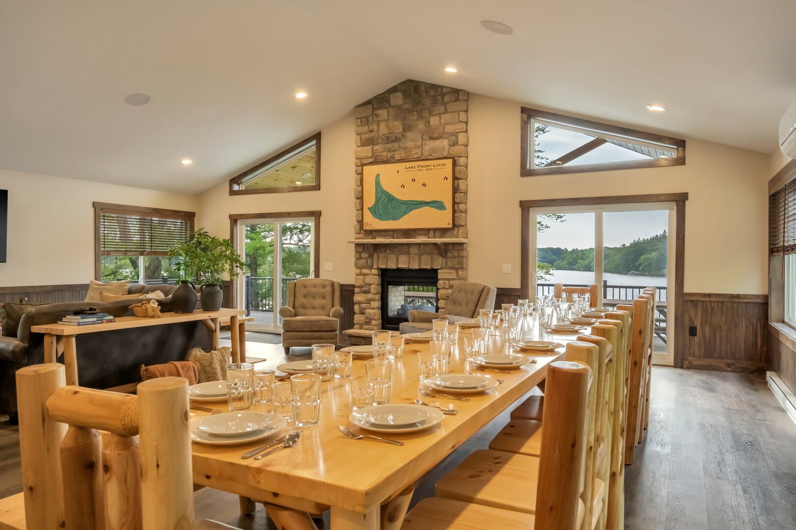 Spacious and Grand!!
Lake Front Livin is the perfect home to host large Family Gatherings. Views of the Mountains and Lake from the Great Room, Dining area and Kitchen.
