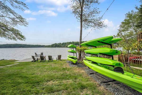 Paddling through Life
Enjoy the complimentary Kayaks and Canoes at Lake Front Livin.