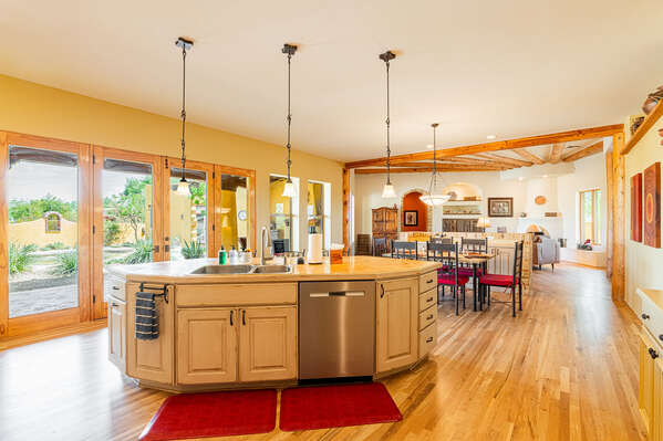 Open Kitchen Area- Perfect for Get Togethers!