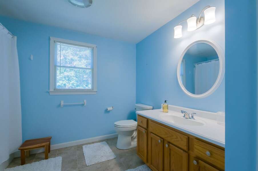Bathroom 2- Second Floor- Full w/ Shower/Tub Combo