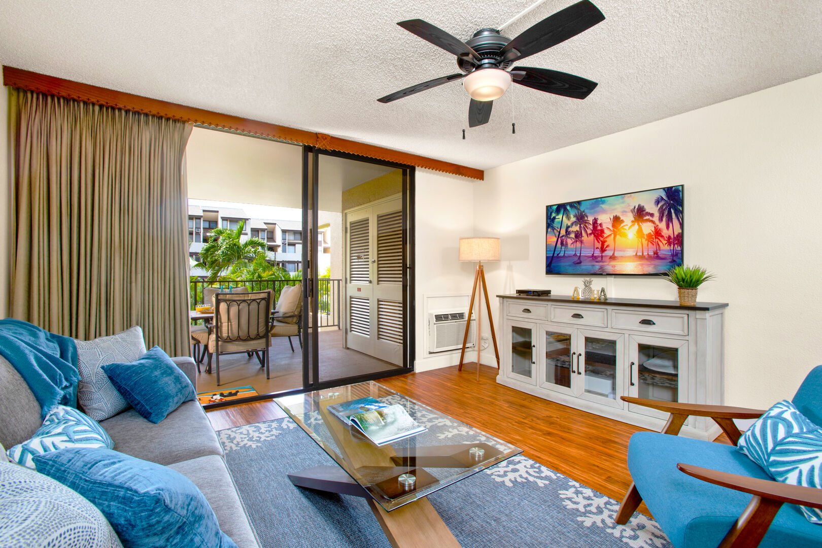 Beautiful 1-bedroom, 2-bathroom unit situated on the 2nd floor at Kamaole Sands in Kihei!