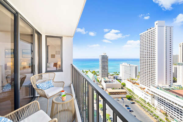 Enjoy the beautiful ocean and city views from your private lanai!