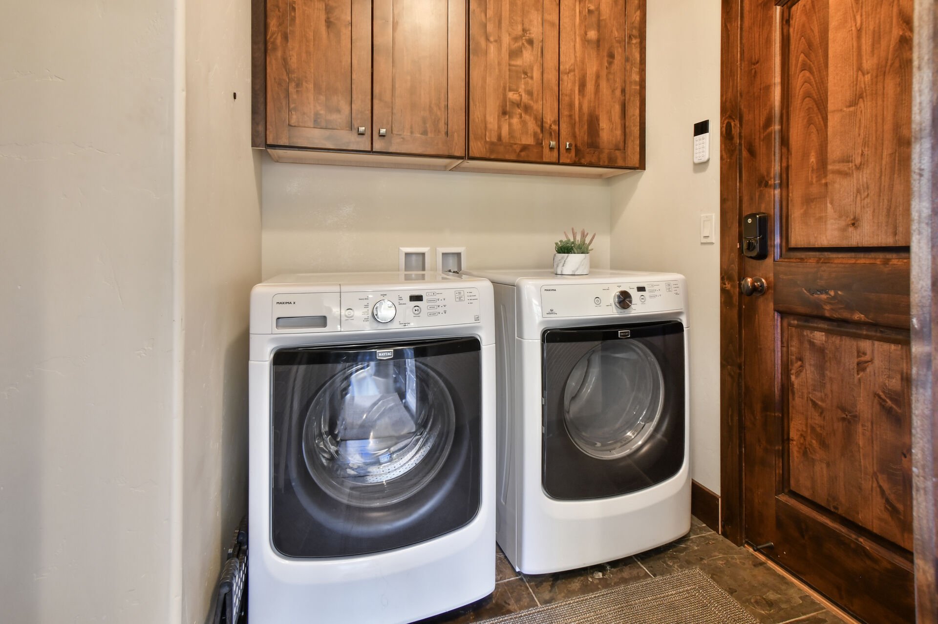 High efficiency full size washer and dryer