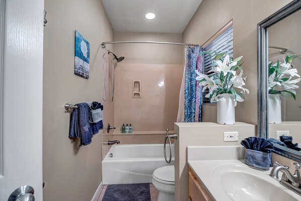 Full Shared Bathroom Two with Dual Sinks and Tub/Shower Combo