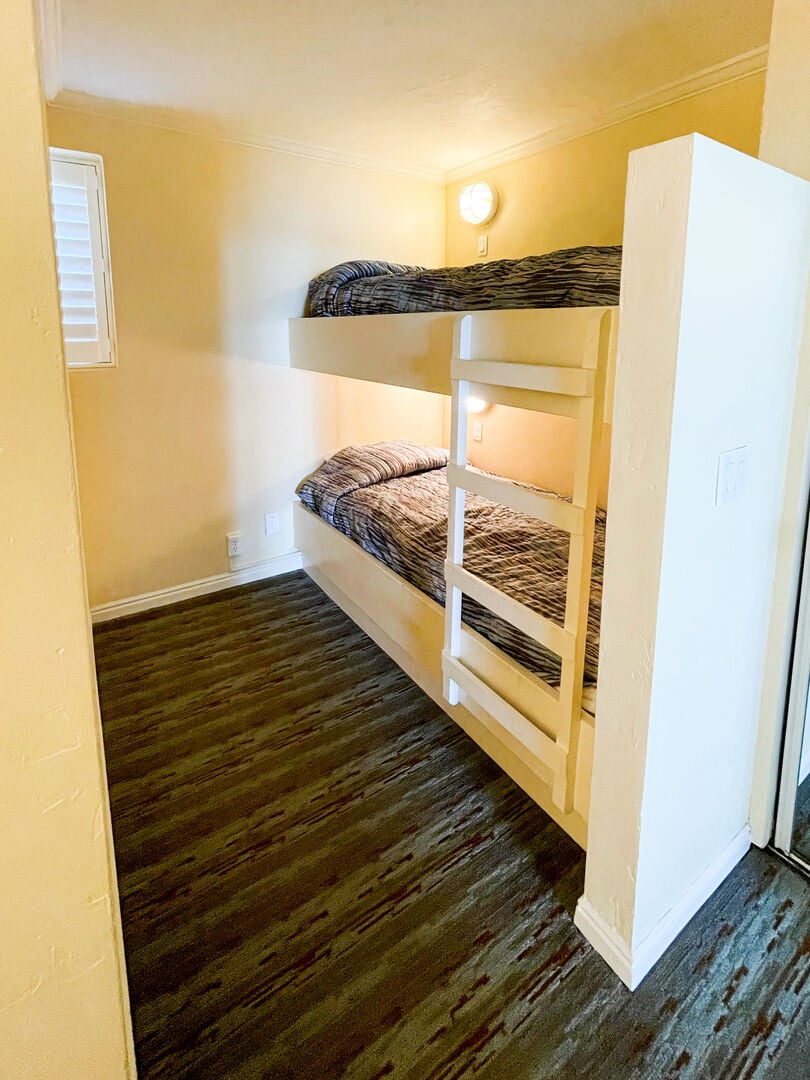 Bedroom 2: bunk beds