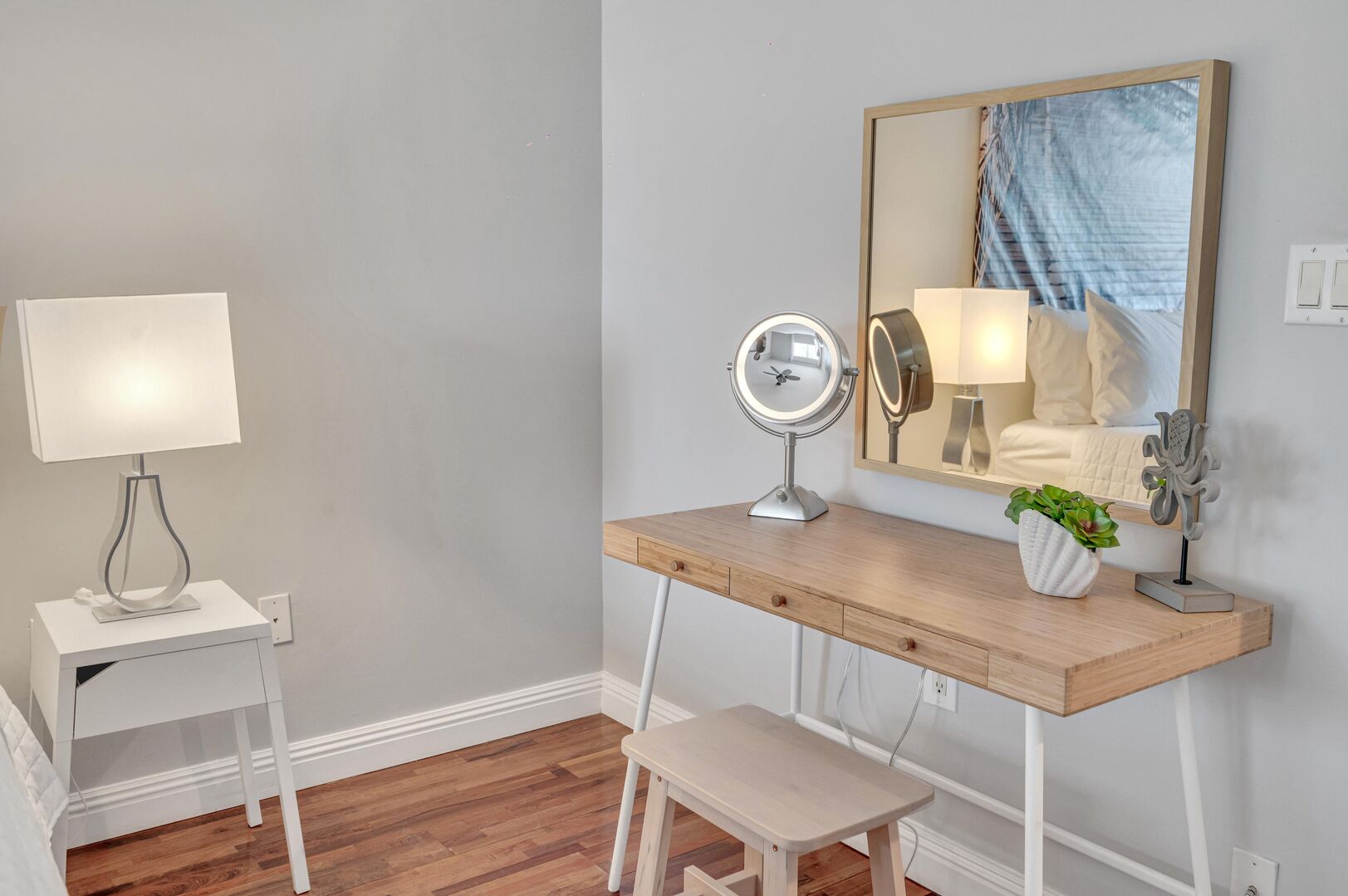 Find the perfect balance of productivity and comfort in our work-friendly bedroom. Transform our cozy space into your personal office, complete with a convenient work desk. Work smart, rest well – all in one place.