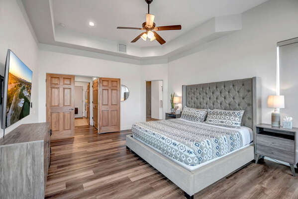 Master Bedroom with King Bed and En Suite Bathroom