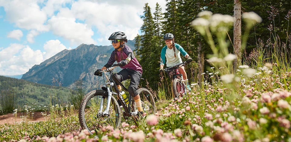 Biking trails for all experience levels, with the most remarkable views and wildflowers. Store your gear safely in the expansive garage.