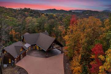 Luxury Hickory Homestead