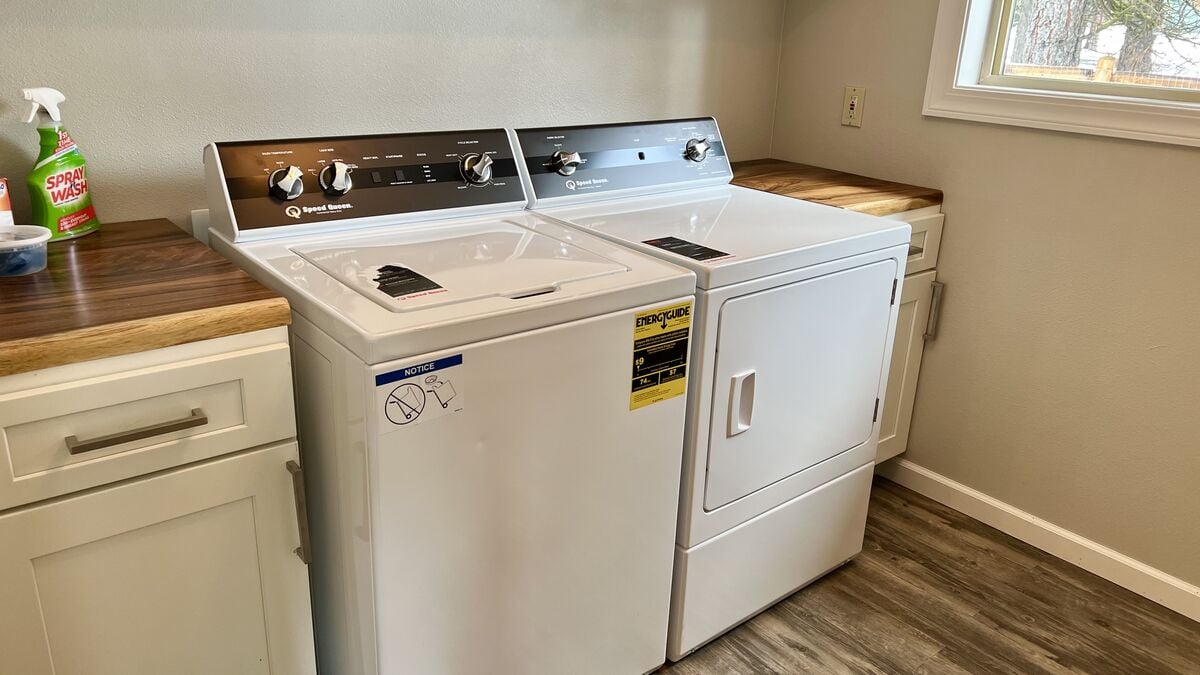 Barn House laundry room