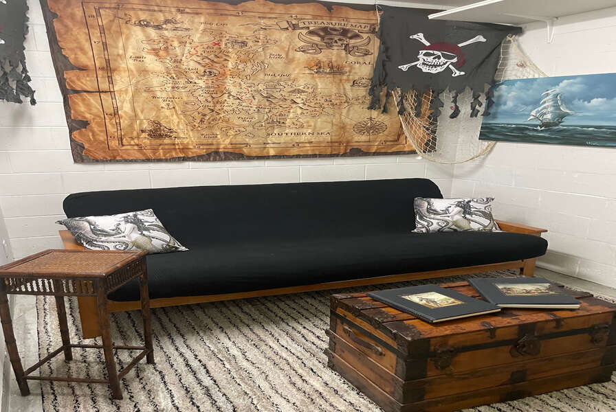 Bonus room with futon