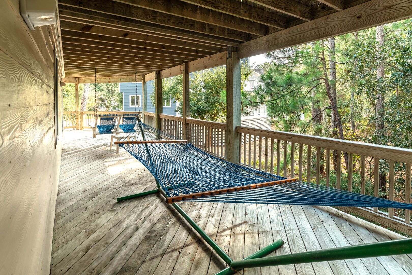 Back Covered Deck - Mid Level