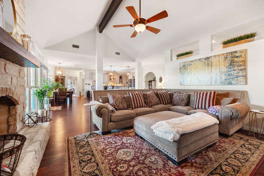 Open Floor Plan with High Ceilings and Tons of Natural Lighting!