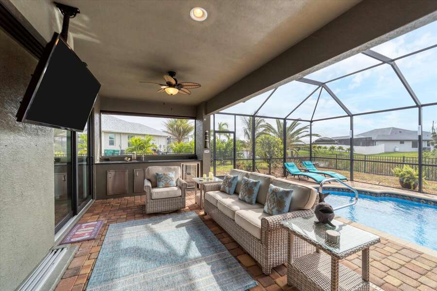 Perfect outdoor space overlooking the pool and canal.
Lanai side and overhead lights with remote control color wheel to choose your own custom colors for lighting