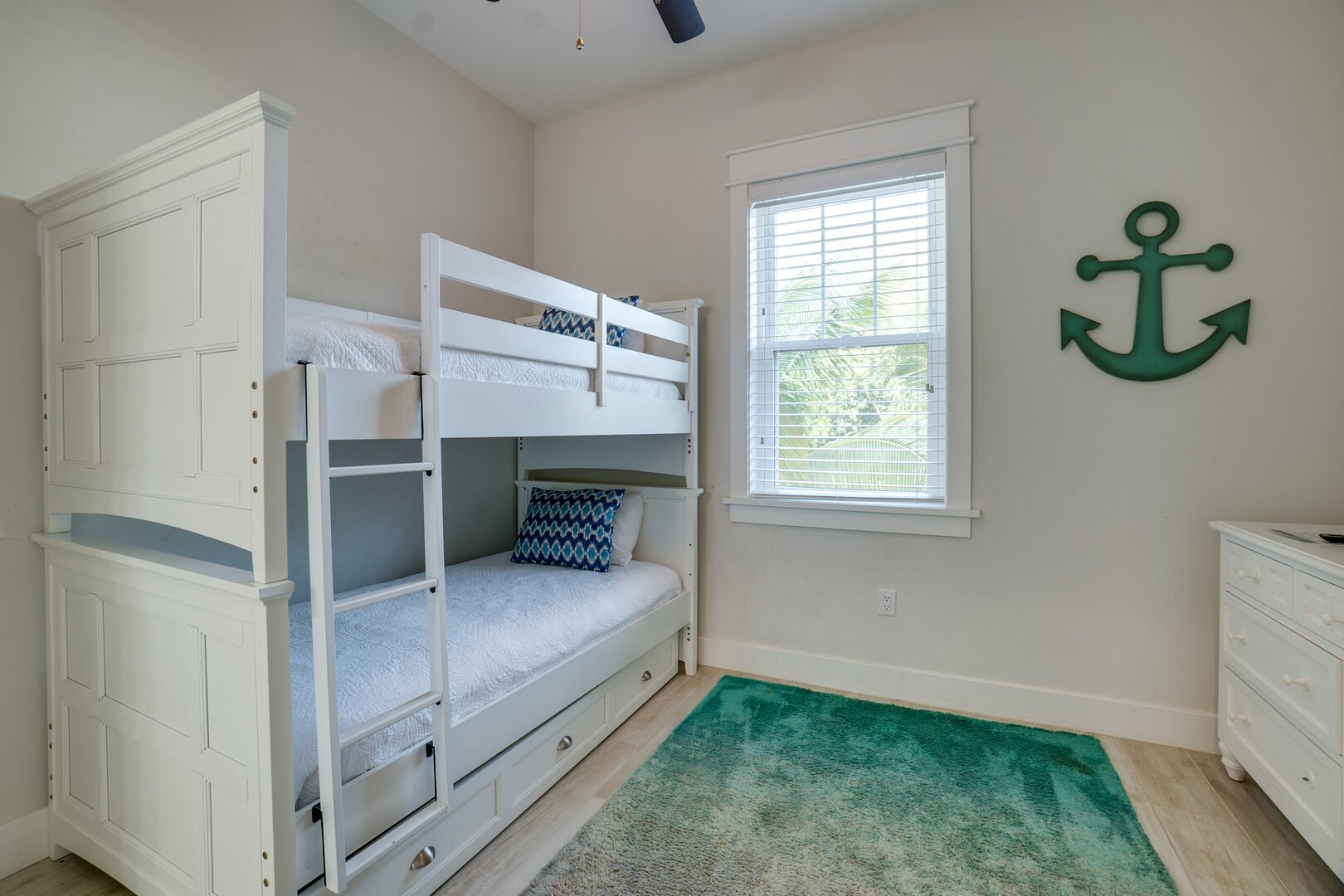 Bedroom 4 - Twin Bunk Beds