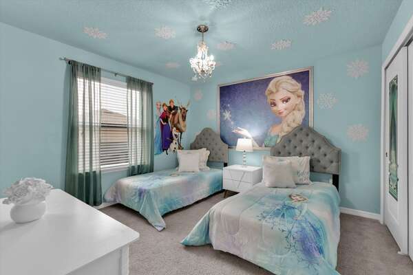 Two Twins Bedroom 7 Upstairs
Shared Bathroom
Frozen Theme