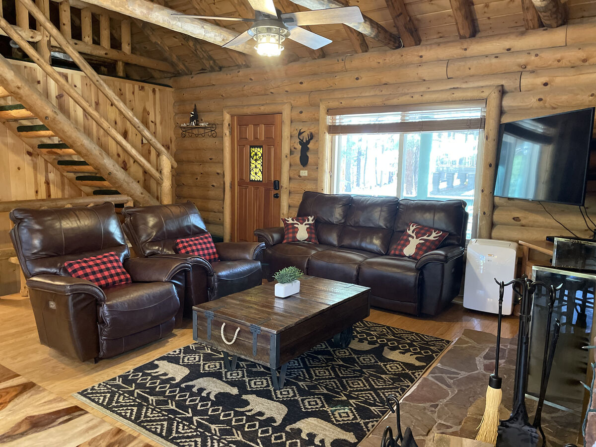 Cabin boasts three levels to maximize the small footprint
