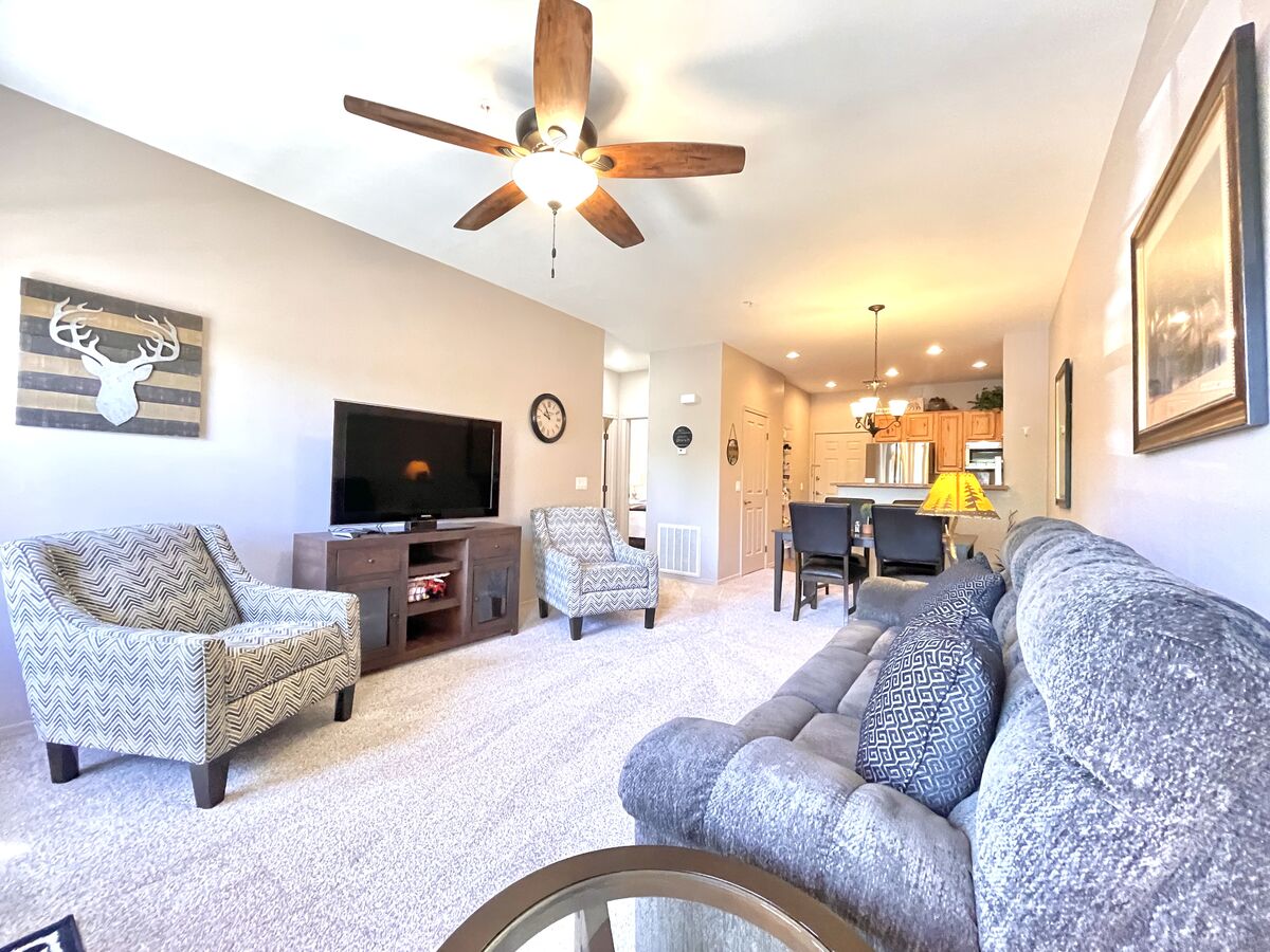 Enter in to your comfortable condo is the perfect location!
