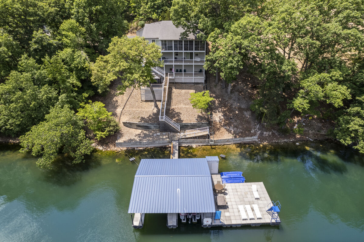Lake Access in Just a Few Steps Right at Your Home