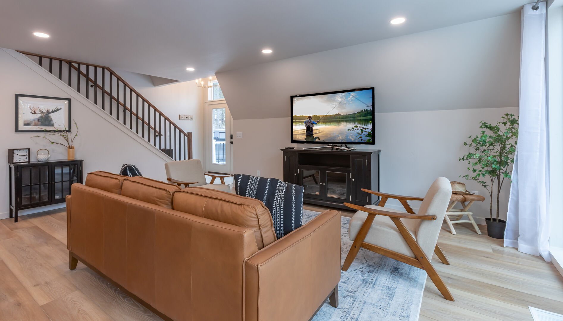 Whistling Moose ~ main level
