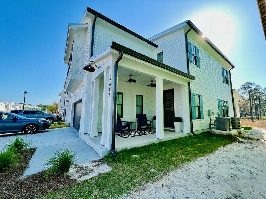 Experience the full array of home comforts within this exquisite residence in Orange Beach.