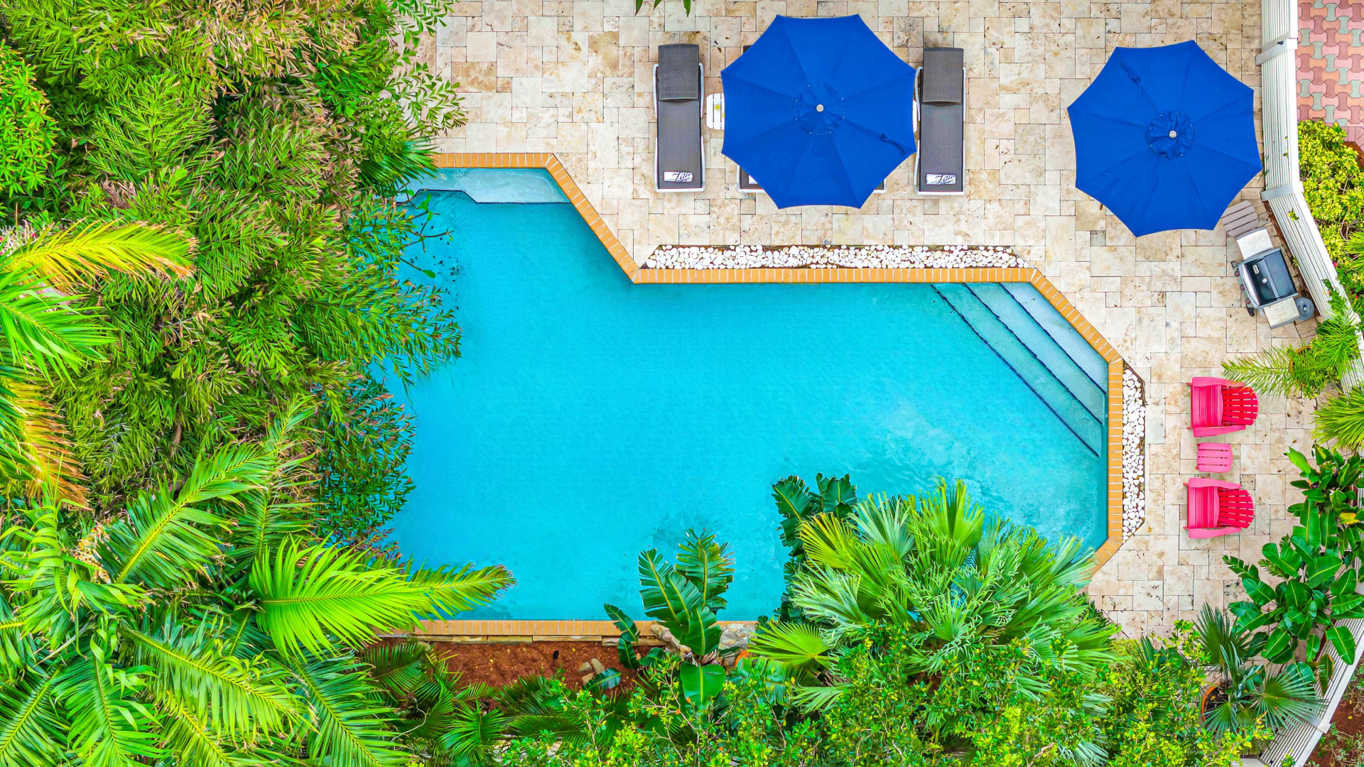 Come dive into the heated pool at Escape Key.