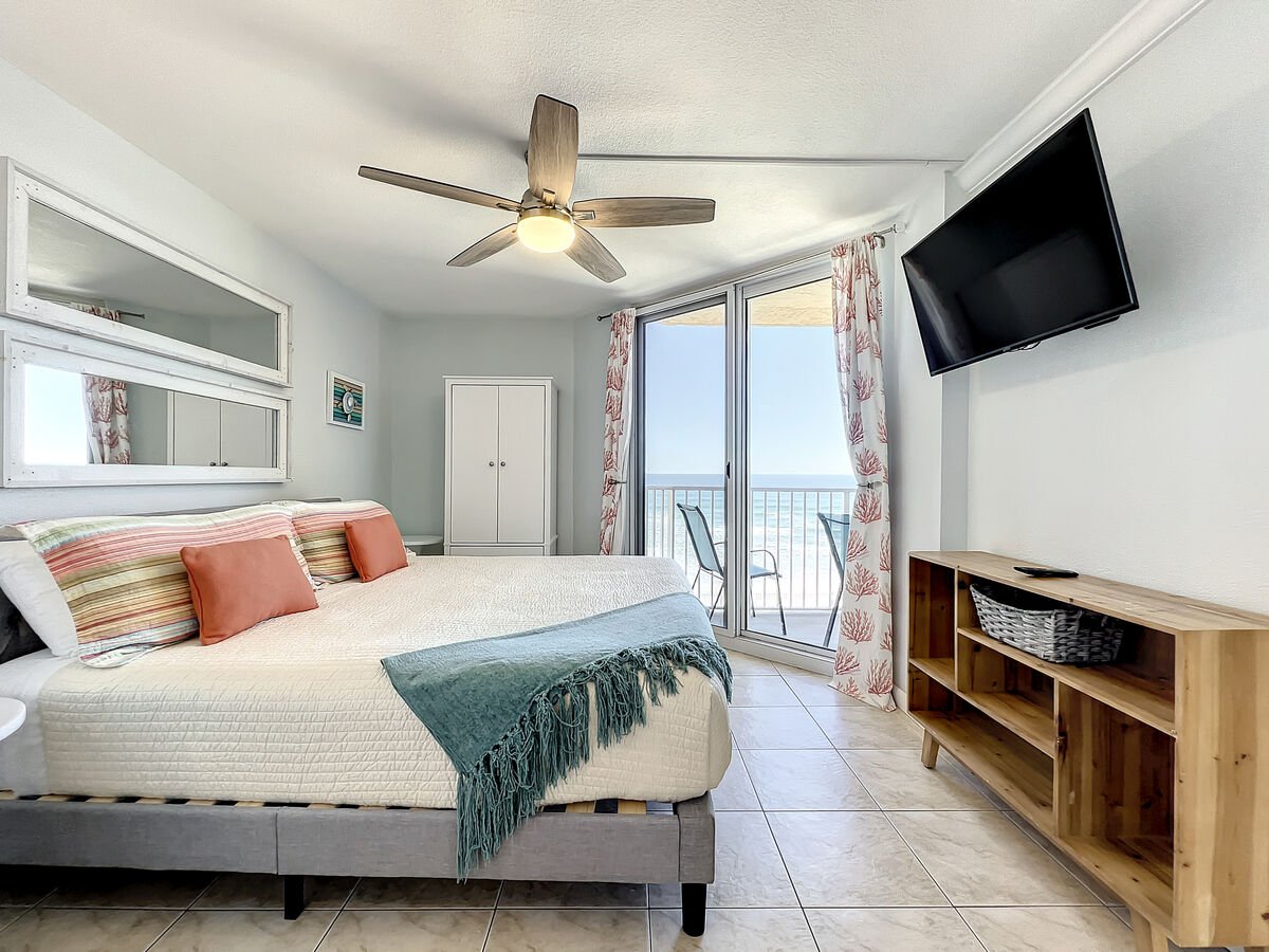 Sleep like royalty! The master bedroom boasts ocean views and a luxurious king bed for your utmost comfort.
