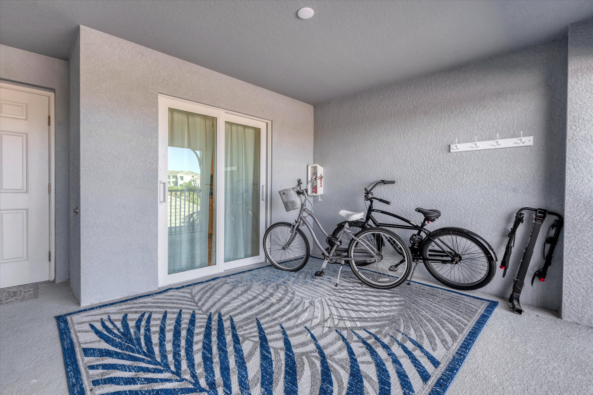 2 Bikes for guest use