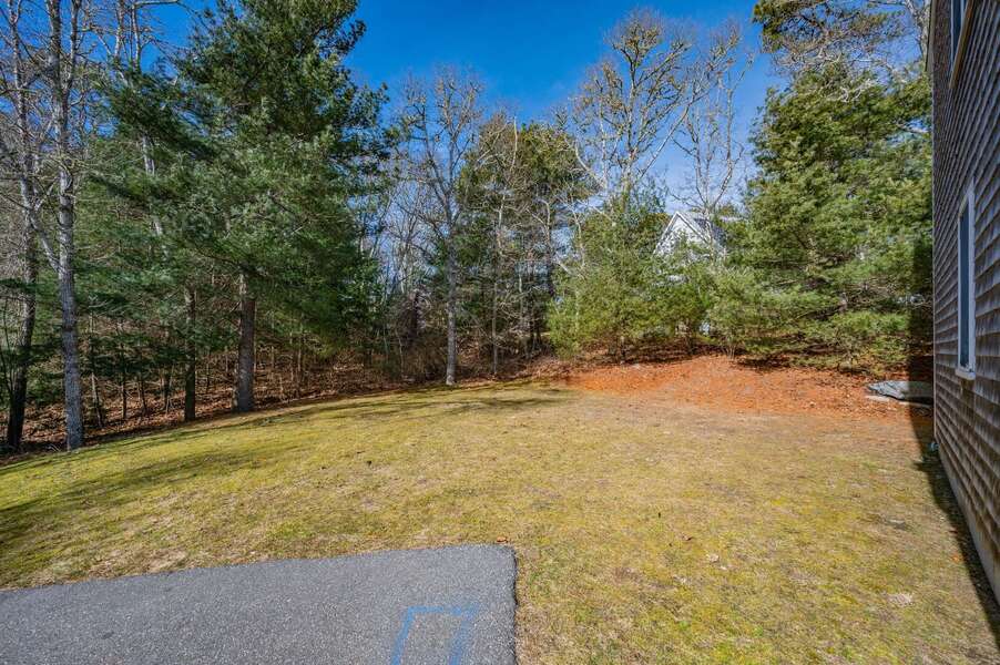 Spacious side yard provides space for everyone to play! - 9 Alonzo Road Harwich Port Cape Cod - Don't Think Twice - NEVR