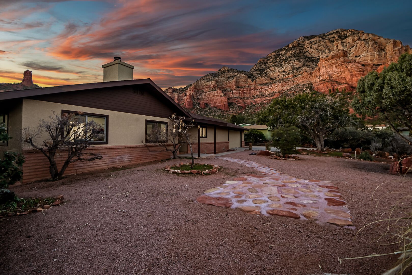 Newly remodeled home in West Sedona with Red Rock Backdrop!
