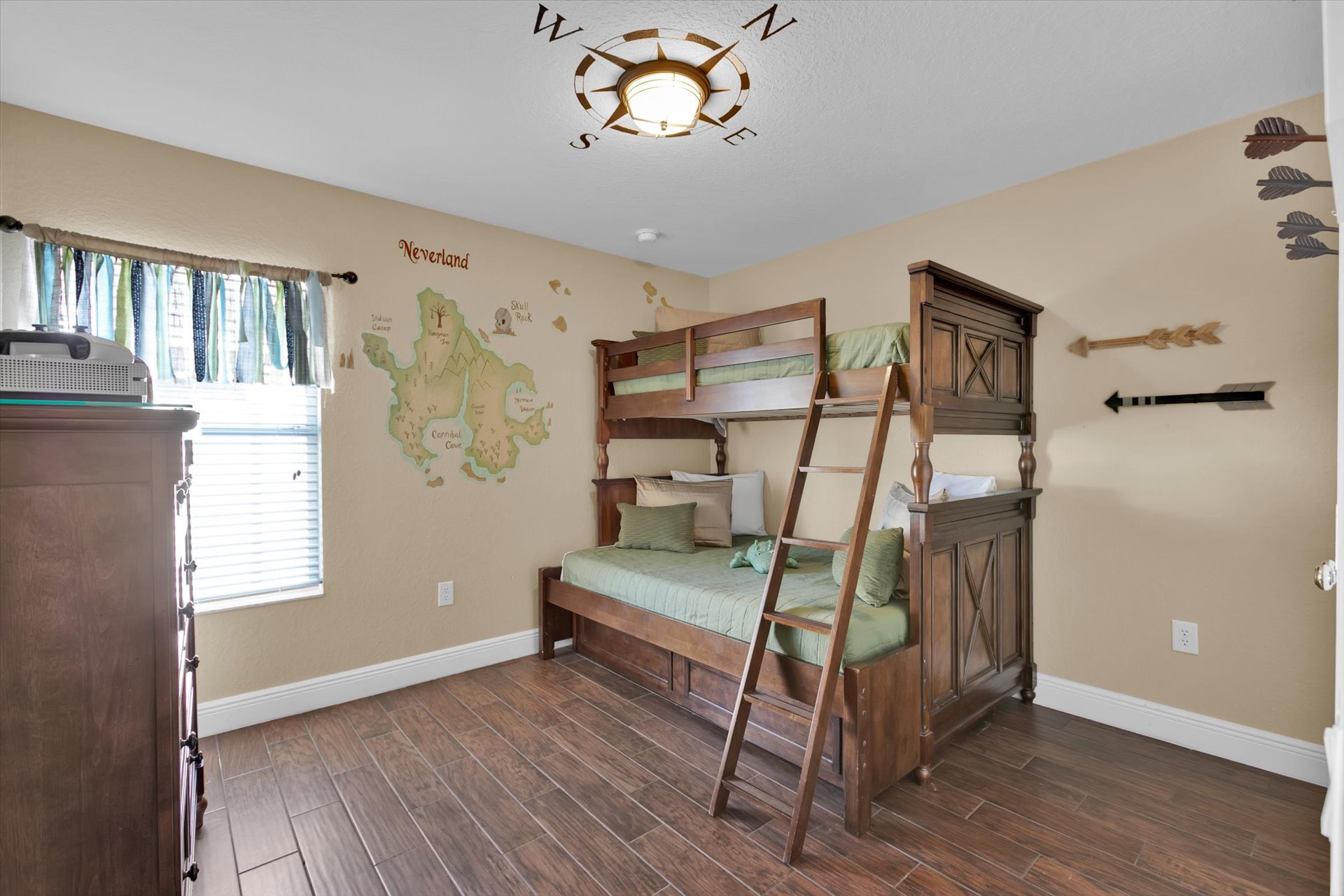 Twin/Double Bunk + Twin Trundle Bedroom 4 Upstairs
Peter Pan Theme