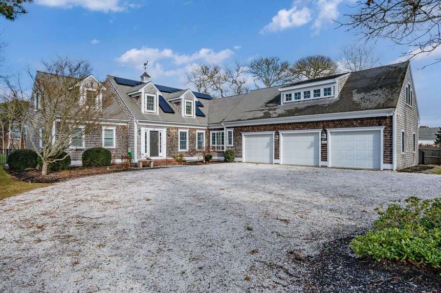 Plenty of parking on the expansive shell driveway (new photos to come in the Spring when plantings are in bloom!) - 92 Hoyt Road Harwich Port Cape Cod - Apricari - NEVR
