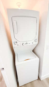 In-unit washer and dryer!