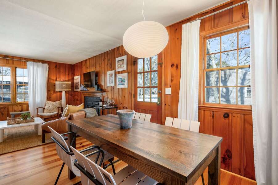 Perfect place for meals but also workspace for puzzle enthusiasts or gathering spot for game night - 6 Manning Road Dennis Port Cape Cod - Sweet Retreat