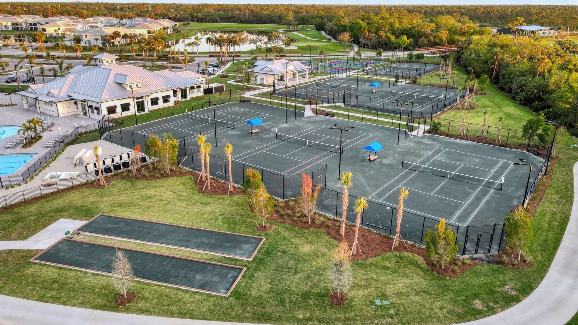 Heritage Landing Tennis, Pickleball, and shuffleboard courts