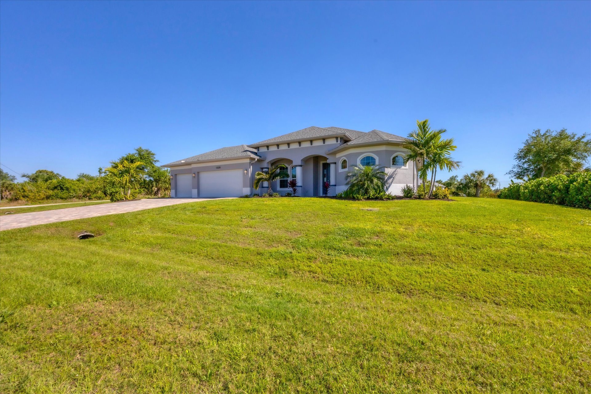 Beautiful South Gulf Cove home with private pool