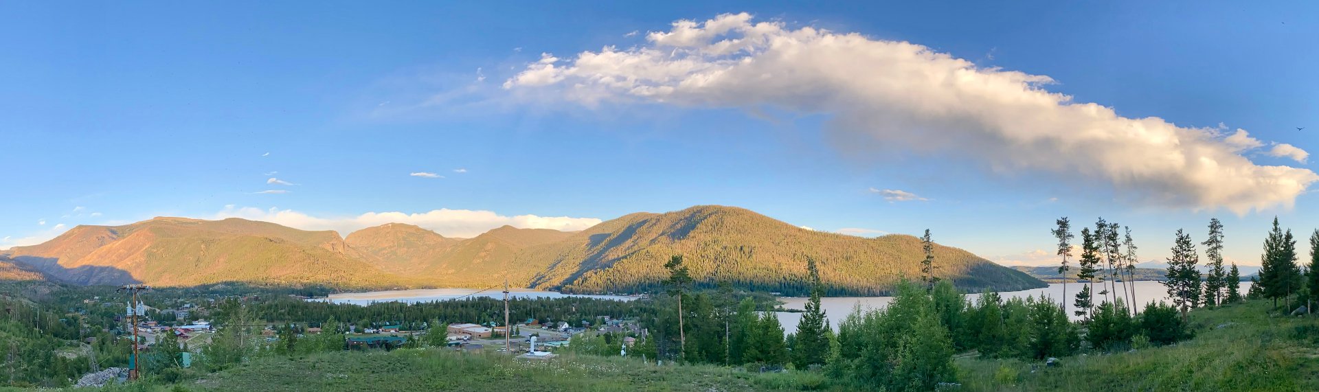 Lula's Lookout - Pet Friendly with Panoramic Views, Perfect for Families, Couples, Singles, or a mix