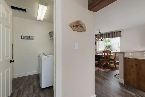 Main level laundry room