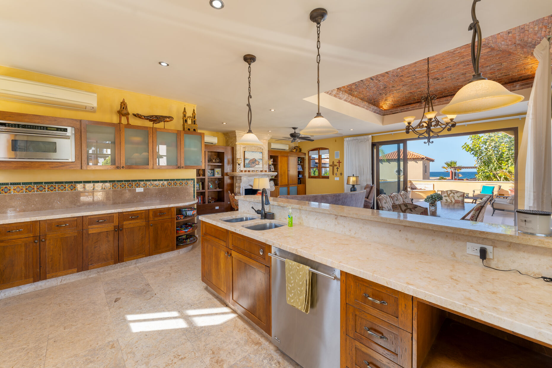 Fully equipped Kitchen Second floor / OCEAN VIEW