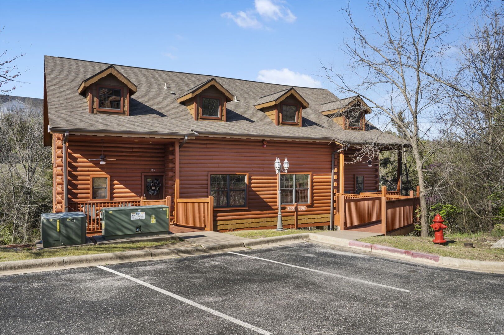 Double Cabins in the Heart of Branson,Sleeps 14